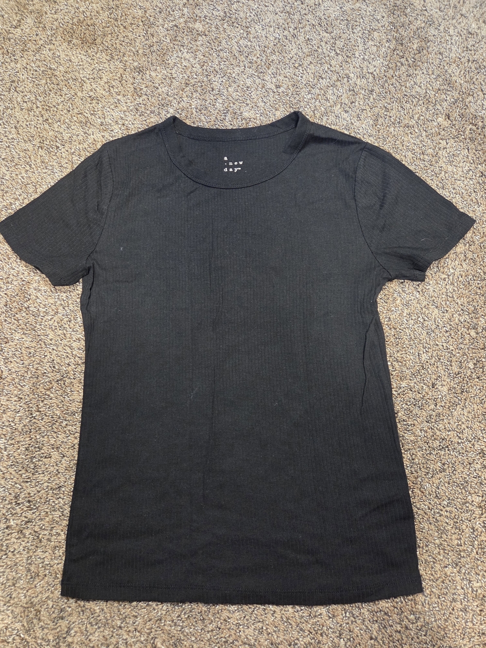 a new day Sz Small Like New Black Ribbed Short Sleeve Crewneck Tee
